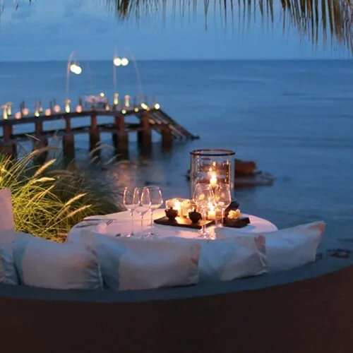 Best Beach Dining in Lombok – A Luxurious Oceanfront Culinary Experience