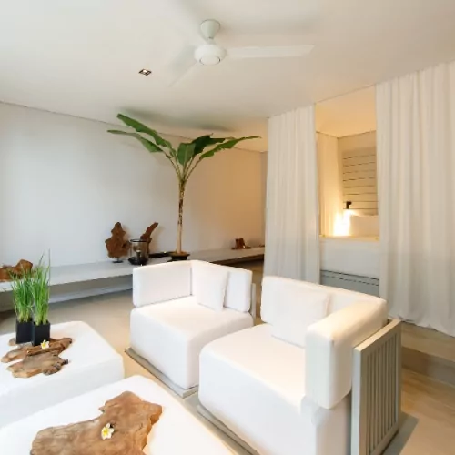 Luxury Lodge Suite in Coconut White Colors at The Lombok Lodge